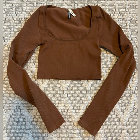 Sunday best cropped long sleeve - Picture 1 of 3